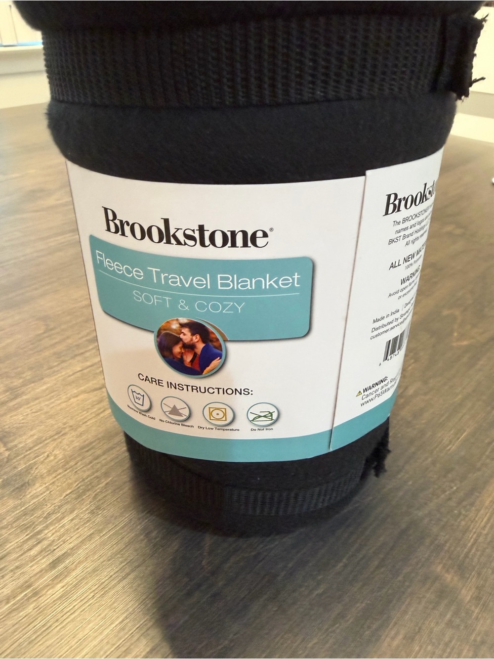 Brookstone Black Fleece Travel Blanket with Carry Strap - Picture 3 of 5